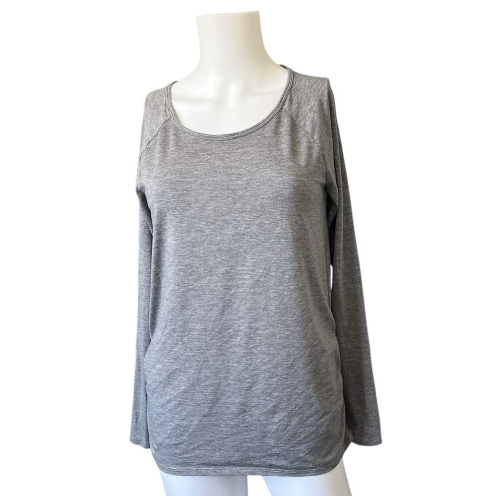 Lucy Gray Long Sleeve Athletic Shirt Keyhole Stretch Knit Workout Activewear
